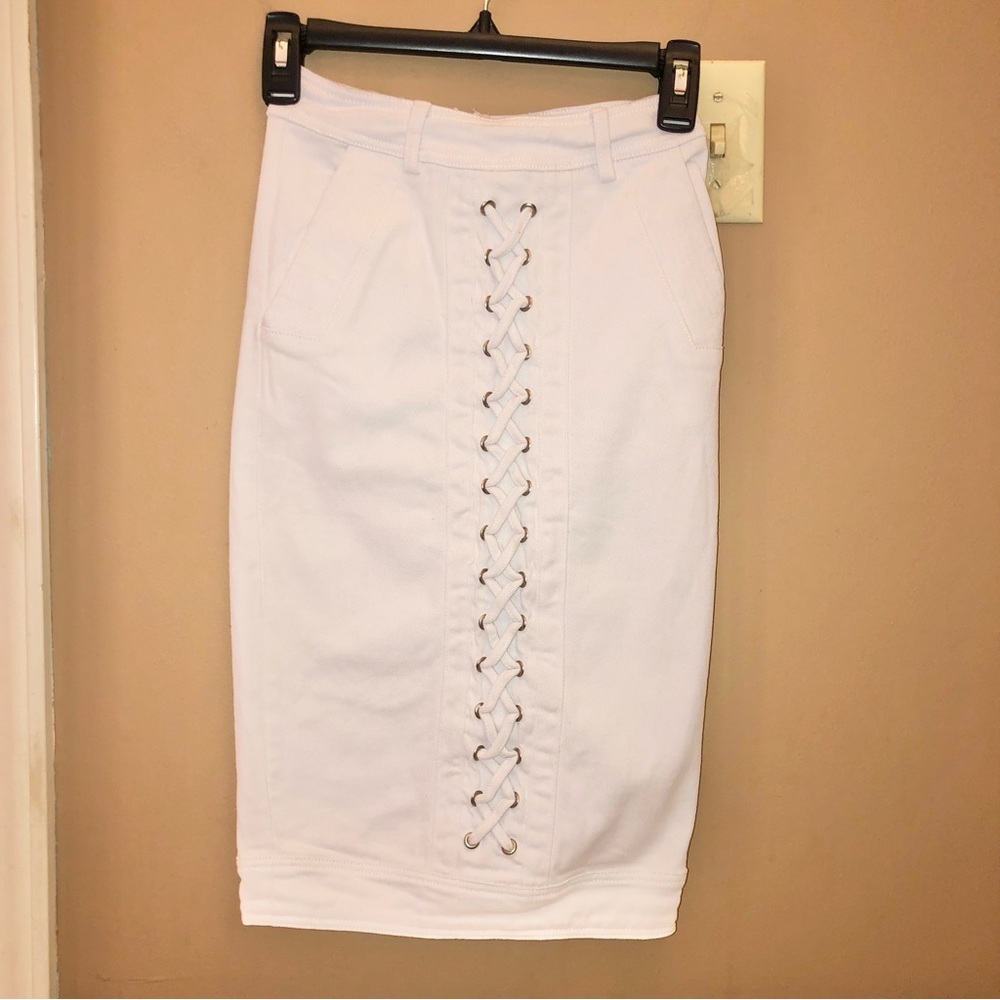 B X Runaway Lace Up Midi Pencil‎ Skirt White XS